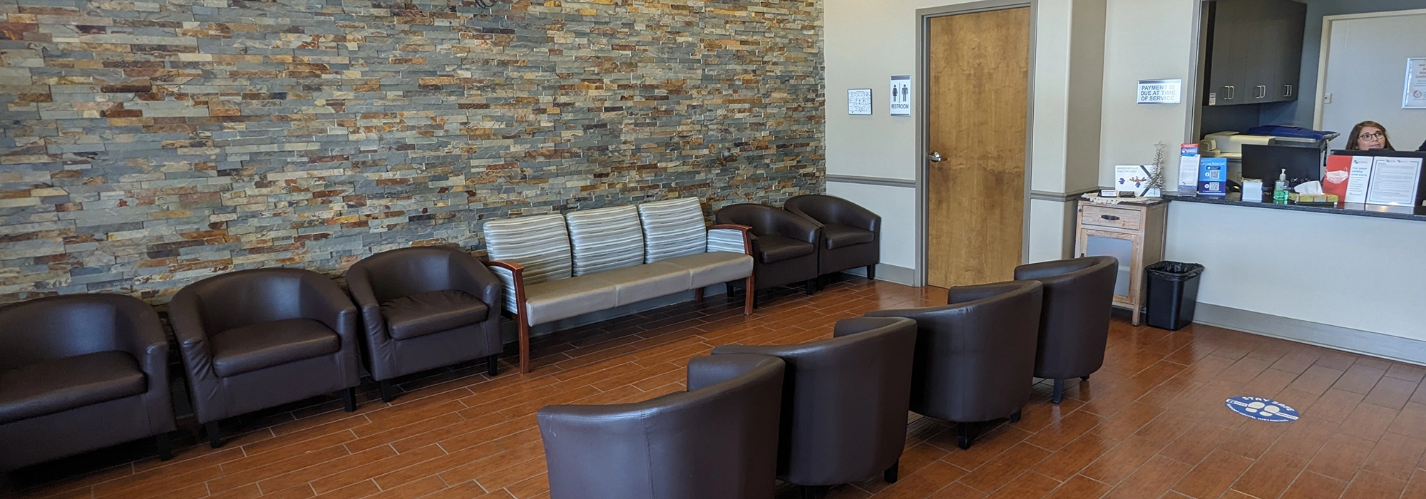 Lake Charles Urgent Care at Country Club Rd. Lobby Image.